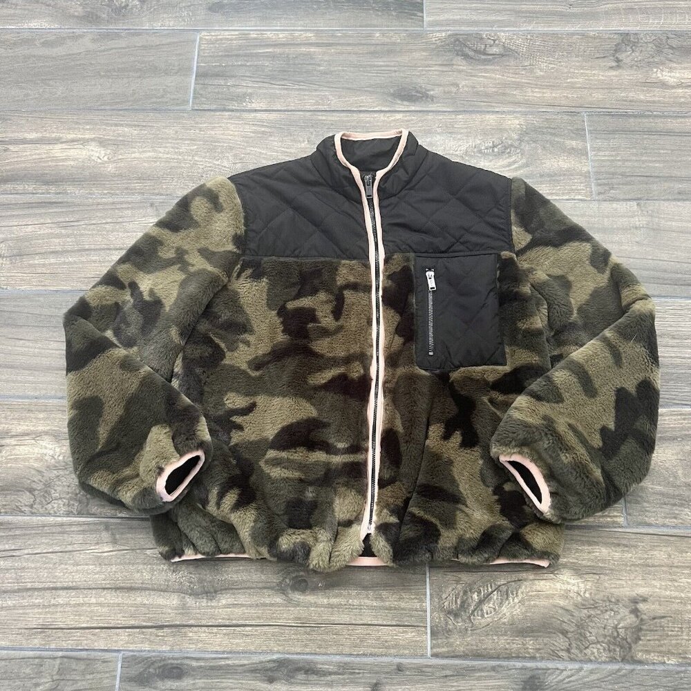 Women’s Camo & Pink Rails Jacket